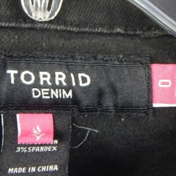Torrid Washed Black Denim Jacket - Picture 2 of 3